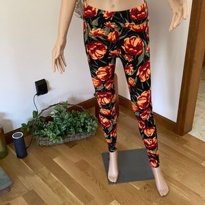 Lularoe OS floral leggings
